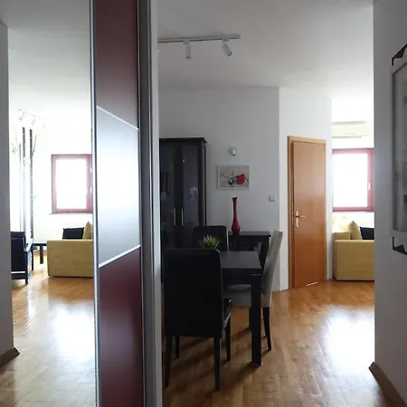 Apartment Ogi's