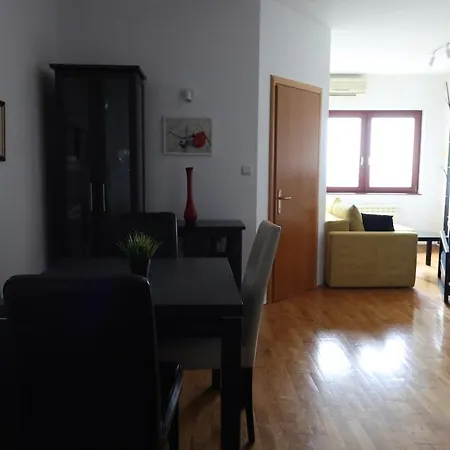 Ogi's * Skopje